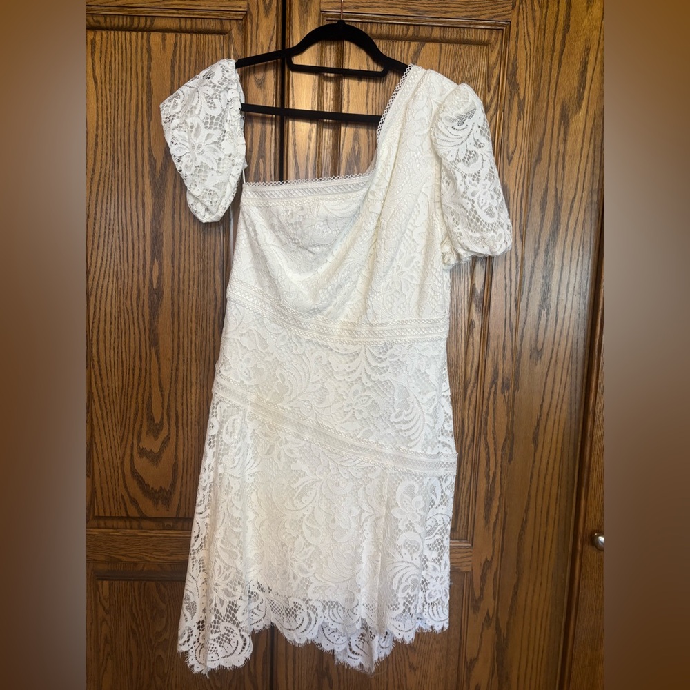BCBGMaxAzria Ivory Lace Midi Dress with Puff Sleeves